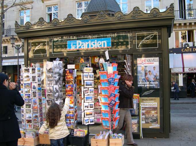  Kiosque à journaux